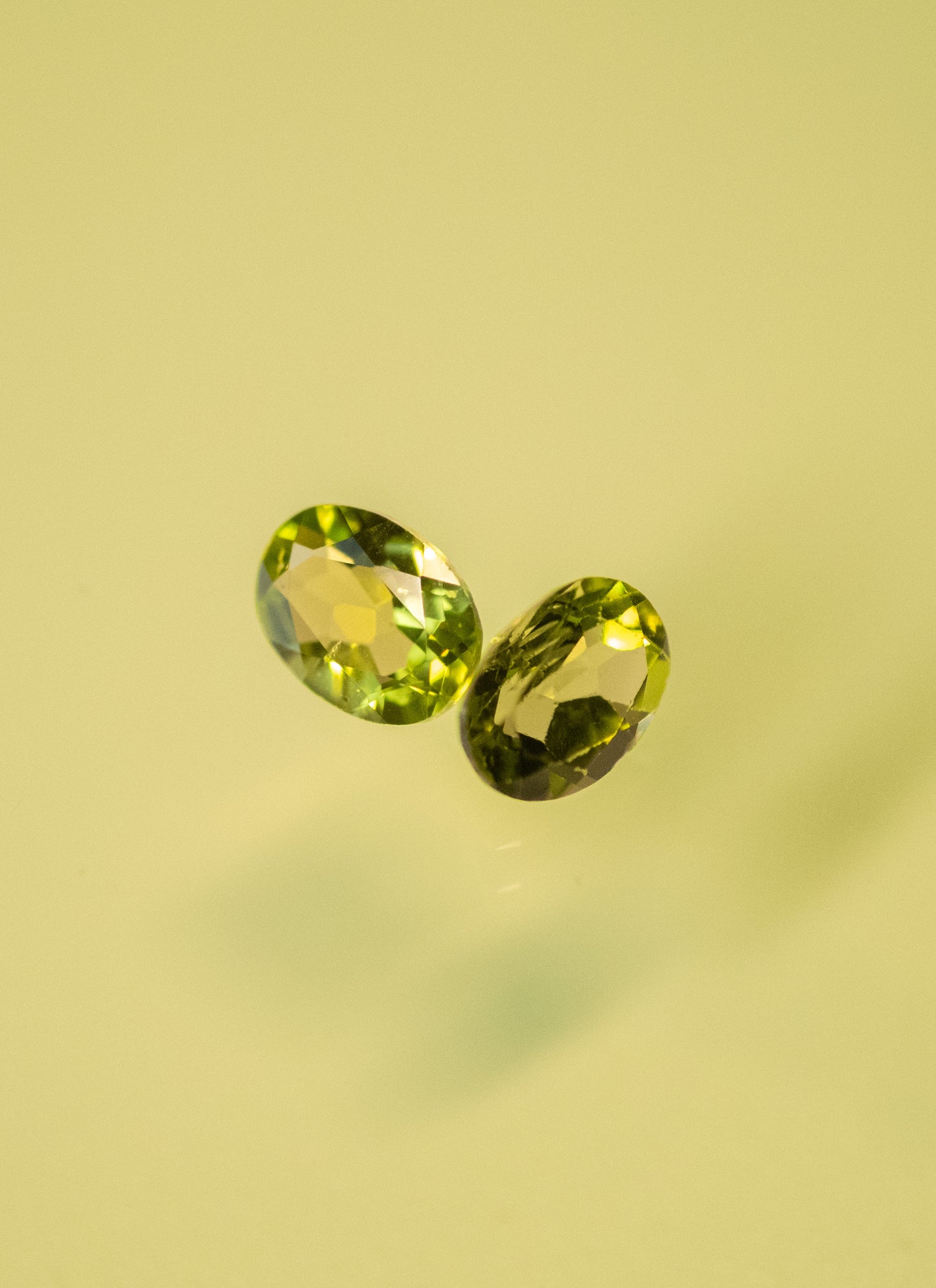 Peridot - Paar 2,76 ct.